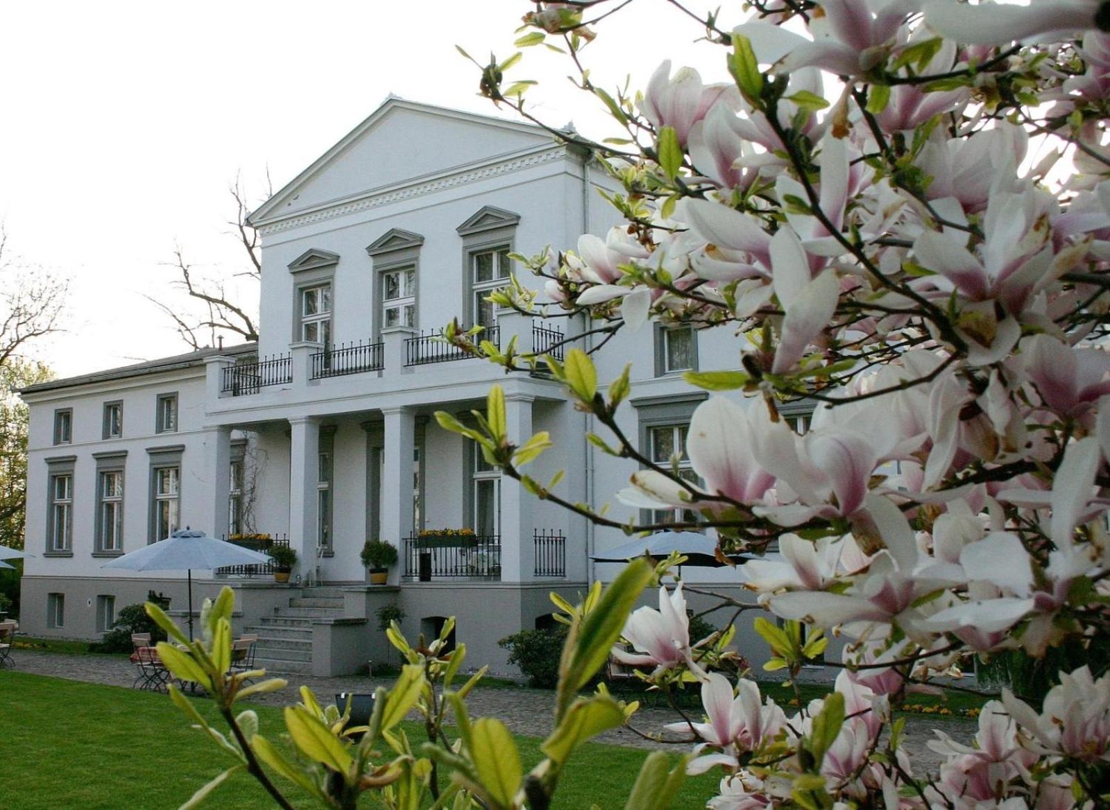 Villa Dwor - House Of Rosenthal